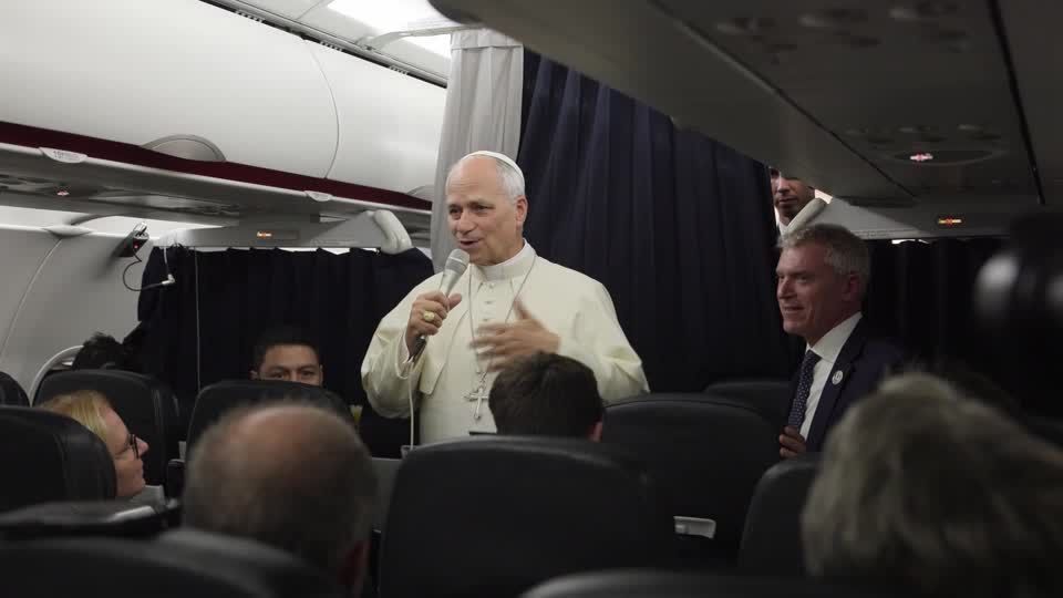 Prévia do conteúdo "CATÓLICOS: Papa Leão diz que extrema-direita não é expressão autêntica do cristianismo"